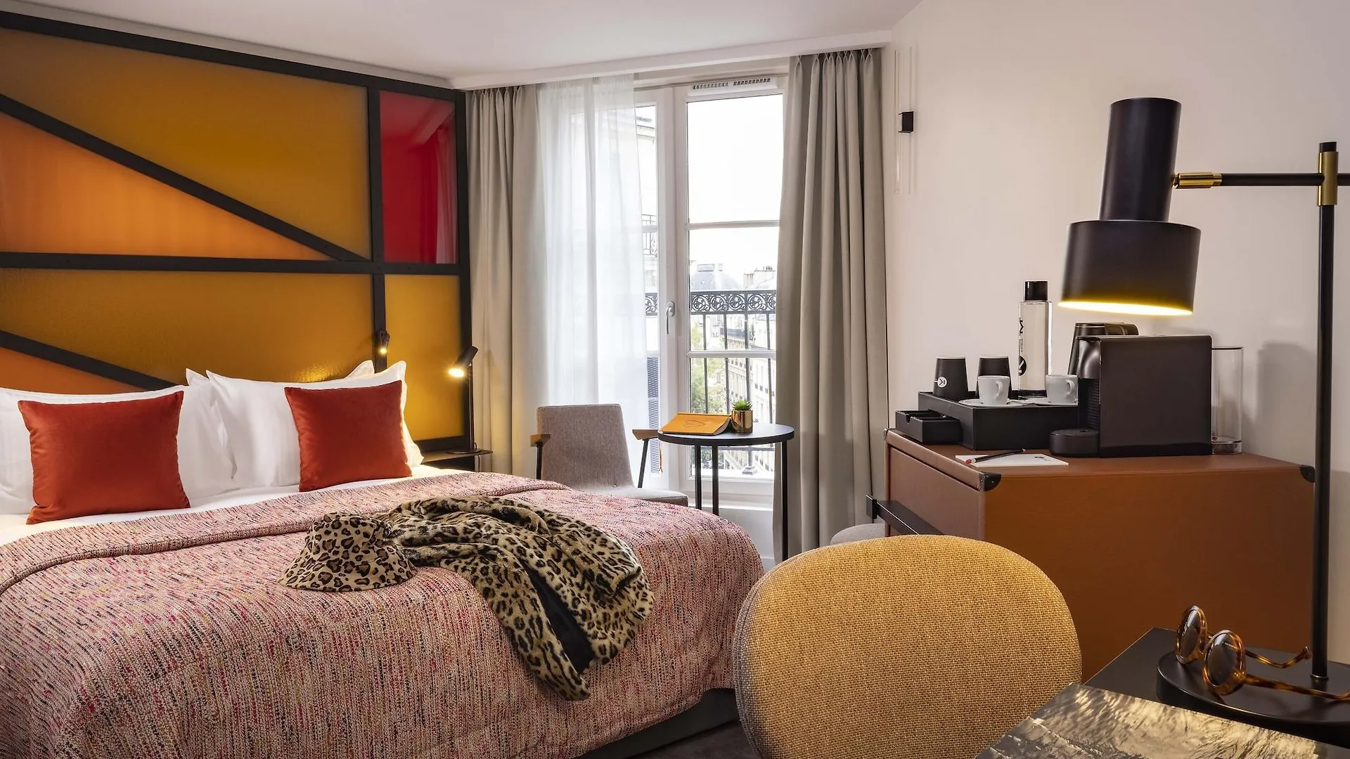 Hotel Le 12 4*