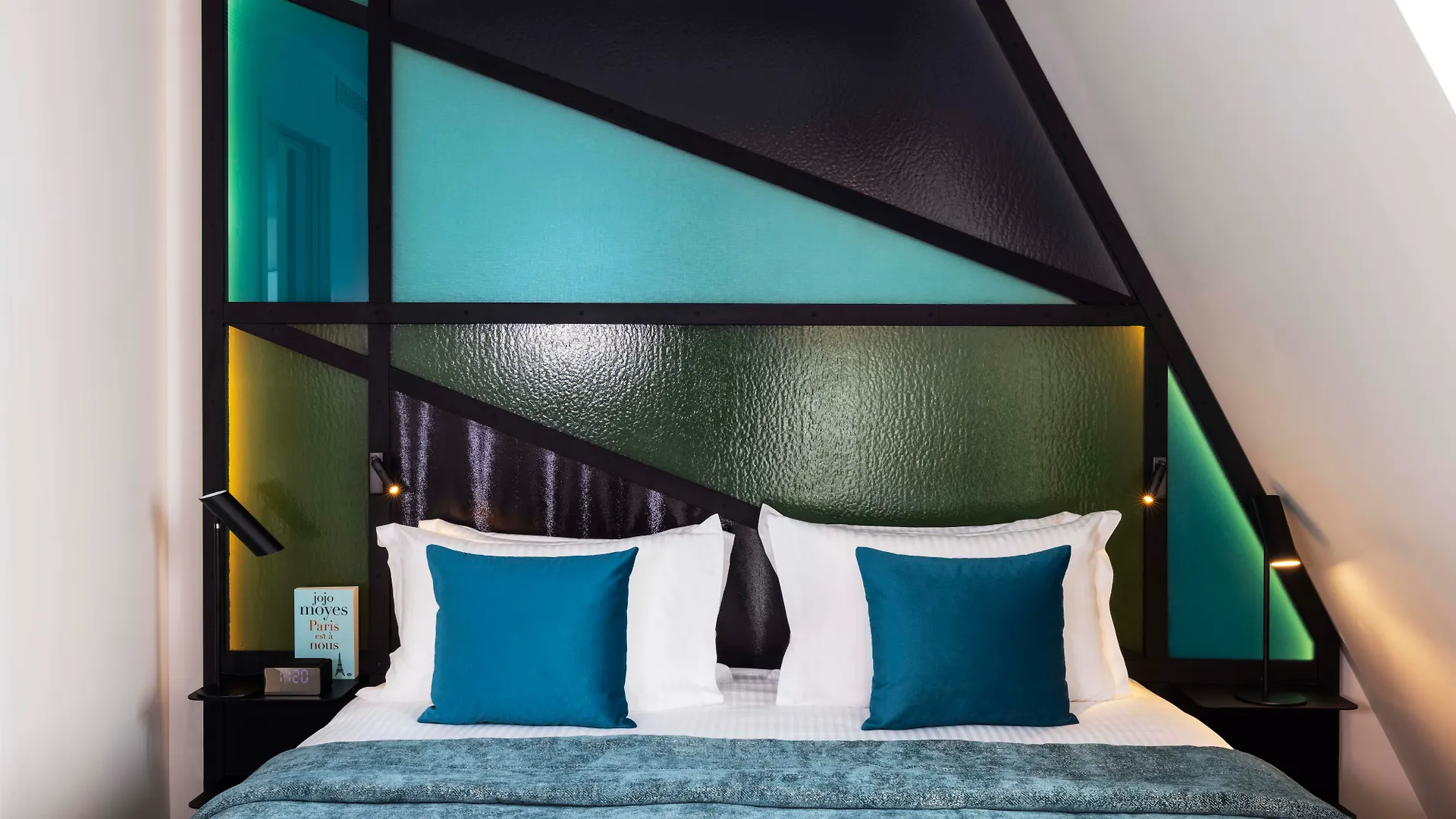 Hotel Le 12 Paris
