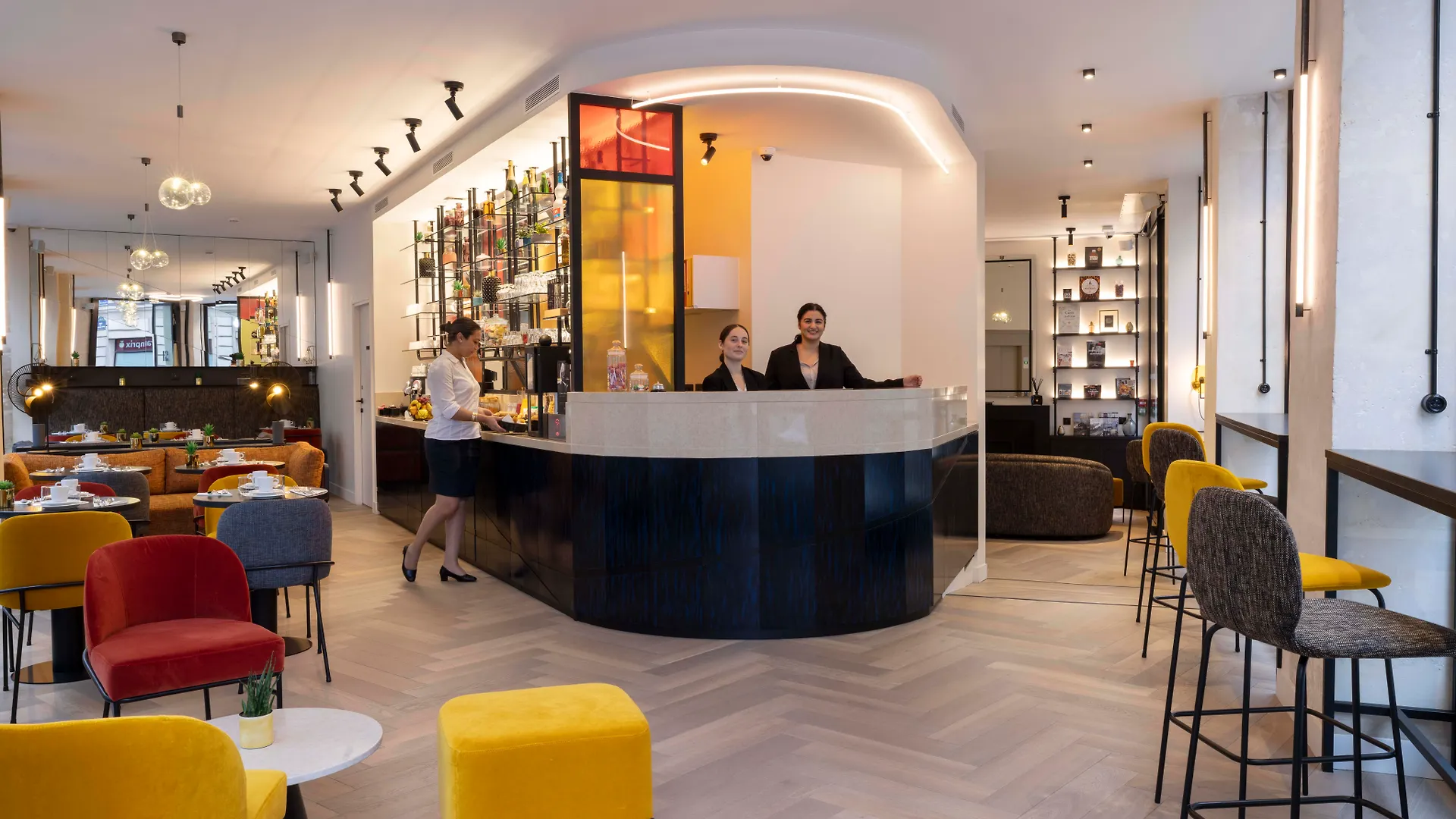 Hotel Le 12 4*